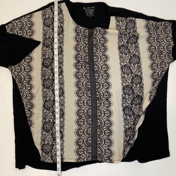 Chico’s Lace Pattern Block Pattern Top EUC Sz 16 Faux Leather 3/4 Sleeves - Picture 9 of 13
